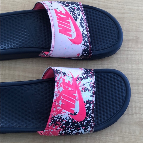 nike paint splatter slides